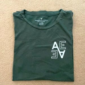 American Eagle Outfitters Green Graphic tee